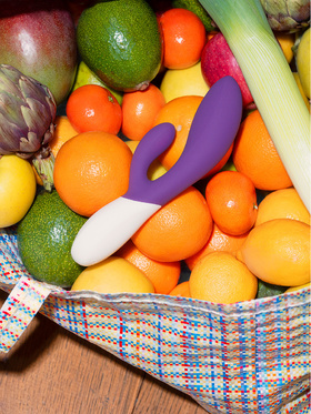 LELO: Ina Wave 2, Triple-Action Massager, purple