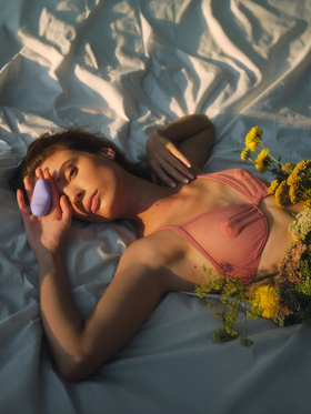 LELO: Lily 3, Clitoral Vibrator, lightpurple