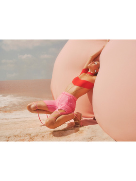 LELO: Dot, Pinpoint Clitoral Vibrator, purple